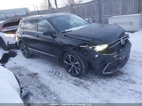 3VV4B7AX6RM067598 2024 VOLKSWAGEN TIGUAN - Image 1