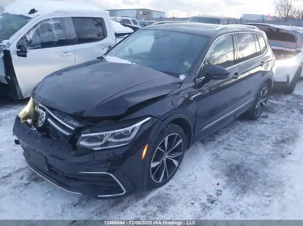 3VV4B7AX6RM067598 2024 VOLKSWAGEN TIGUAN - Image 2