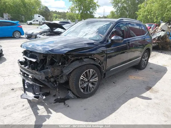 3VV4B7AX7JM142345 2018 VOLKSWAGEN TIGUAN - Image 2