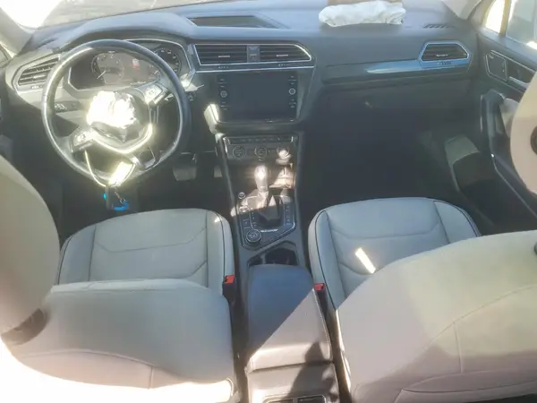 3VV4B7AX7JM191576 2018 VOLKSWAGEN TIGUAN - Image 8