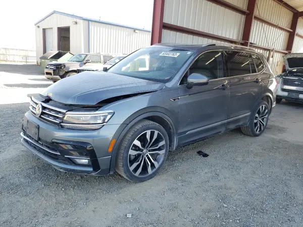 3VV4B7AX7JM206979 2018 VOLKSWAGEN TIGUAN - Image 1