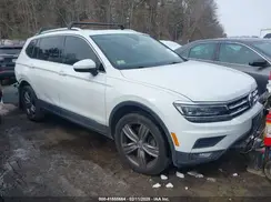 3VV4B7AX7KM123859 2019 VOLKSWAGEN TIGUAN