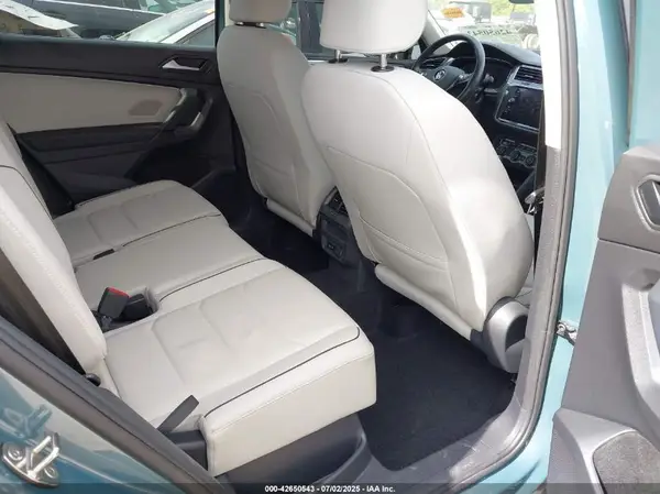 3VV4B7AX7KM141018 2019 VOLKSWAGEN TIGUAN - Image 8