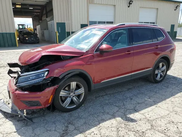 3VV4B7AX7KM153959 2019 VOLKSWAGEN TIGUAN - Image 1