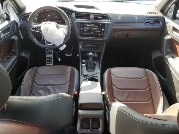 3VV4B7AX7NM116561 2022 VOLKSWAGEN TIGUAN - Image 8