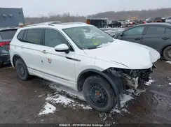 3VV4B7AX7NM144098 2022 VOLKSWAGEN TIGUAN