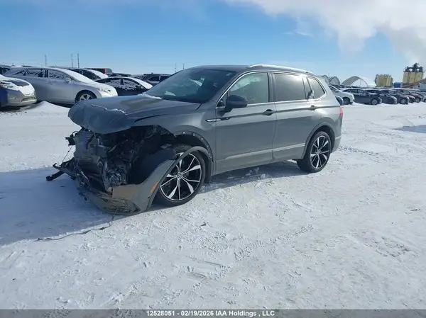 3VV4B7AX7RM106036 2024 VOLKSWAGEN TIGUAN - Image 2