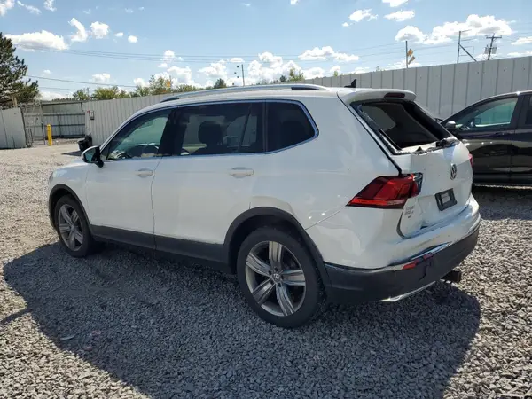 3VV4B7AX8JM074847 2018 VOLKSWAGEN TIGUAN - Image 2