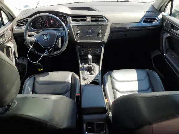 3VV4B7AX8JM074847 2018 VOLKSWAGEN TIGUAN - Image 8