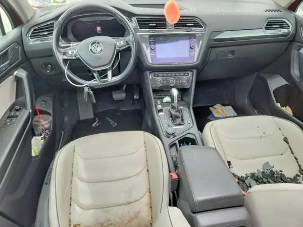 3VV4B7AX8JM131211 2018 VOLKSWAGEN TIGUAN - Image 8