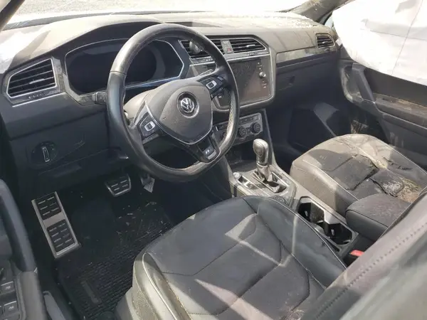 3VV4B7AX8JM207834 2018 VOLKSWAGEN TIGUAN - Image 8
