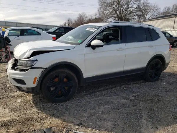 3VV4B7AX8KM008221 2019 VOLKSWAGEN TIGUAN - Image 1