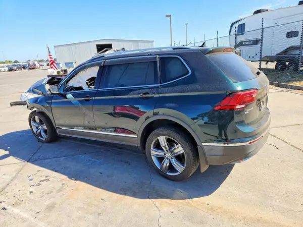 3VV4B7AX8KM053725 2019 VOLKSWAGEN TIGUAN - Image 2