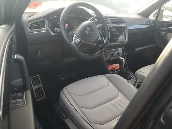 3VV4B7AX8KM146034 2019 VOLKSWAGEN TIGUAN - Image 8