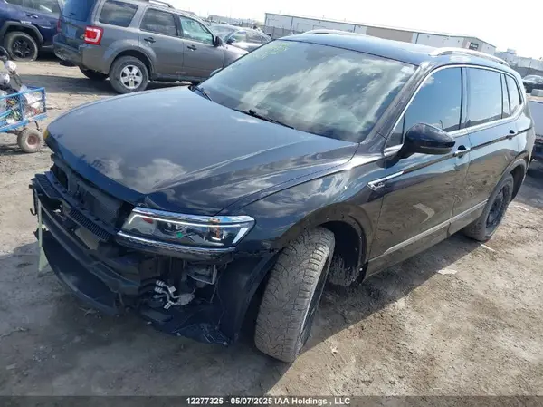 3VV4B7AX8LM012691 2020 VOLKSWAGEN TIGUAN - Image 2