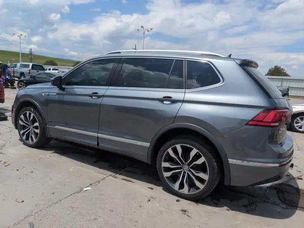 3VV4B7AX8LM022704 2020 VOLKSWAGEN TIGUAN - Image 2