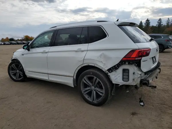 3VV4B7AX8LM033024 2020 VOLKSWAGEN TIGUAN - Image 2
