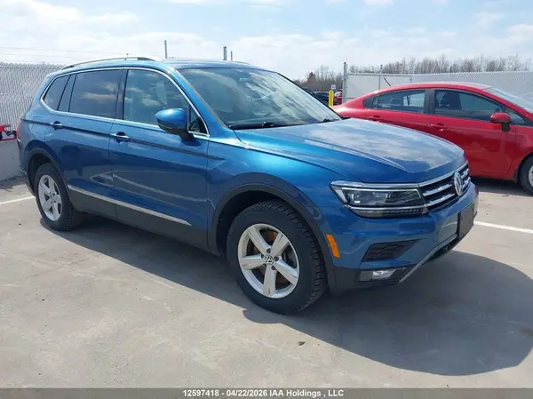 3VV4B7AX8LM085236 2020 VOLKSWAGEN TIGUAN - Image 1