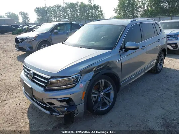 3VV4B7AX8MM073041 2021 VOLKSWAGEN TIGUAN - Image 2
