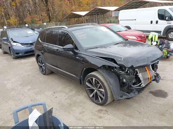 3VV4B7AX8NM008420 2022 VOLKSWAGEN TIGUAN - Image 1