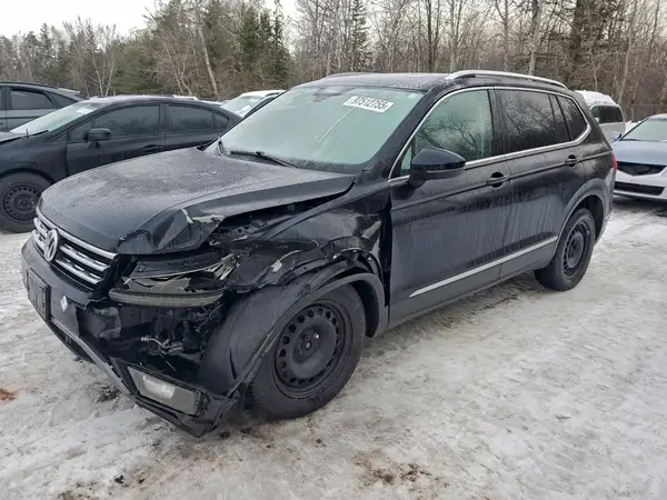3VV4B7AX9JM191868 2018 VOLKSWAGEN TIGUAN - Image 1