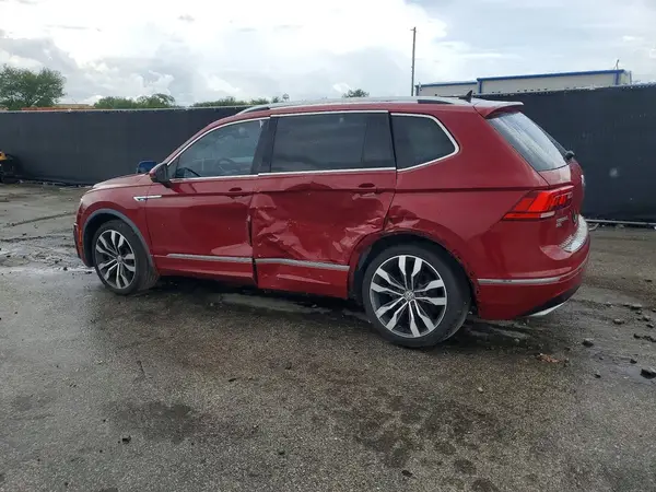 3VV4B7AX9JM197458 2018 VOLKSWAGEN TIGUAN - Image 2