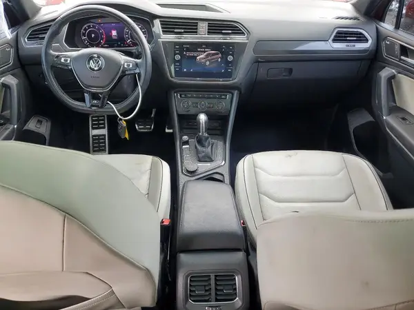3VV4B7AX9JM197458 2018 VOLKSWAGEN TIGUAN - Image 8