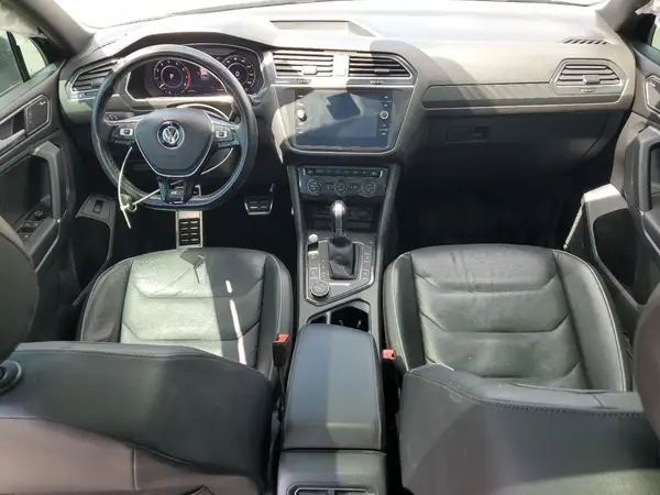 3VV4B7AX9JM208328 2018 VOLKSWAGEN TIGUAN - Image 8