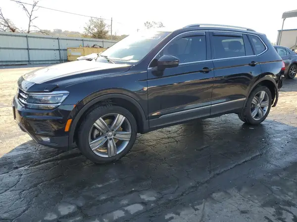 3VV4B7AX9KM038652 2019 VOLKSWAGEN TIGUAN - Image 1