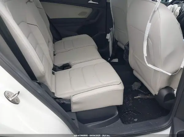 3VV4B7AX9KM053328 2019 VOLKSWAGEN TIGUAN - Image 8