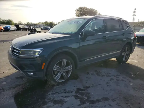 3VV4B7AX9KM083008 2019 VOLKSWAGEN TIGUAN - Image 1