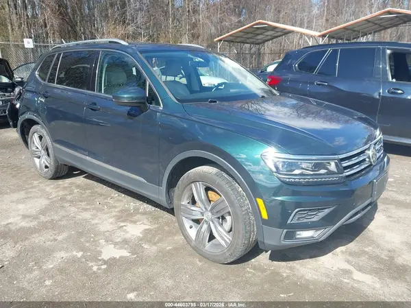 3VV4B7AX9KM110983 2019 VOLKSWAGEN TIGUAN - Image 1