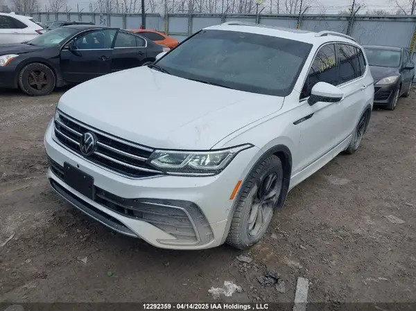 3VV4B7AX9RM142987 2024 VOLKSWAGEN TIGUAN - Image 2