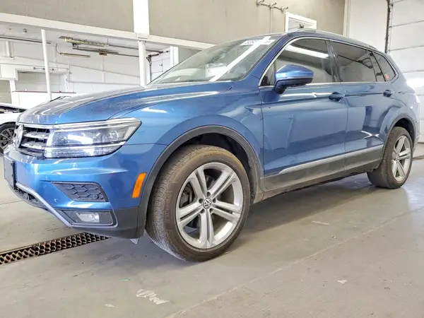 3VV4B7AXXJM016125 2018 VOLKSWAGEN TIGUAN - Image 1