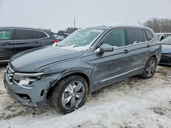 3VV4B7AXXJM075644 2018 VOLKSWAGEN TIGUAN - Image 1