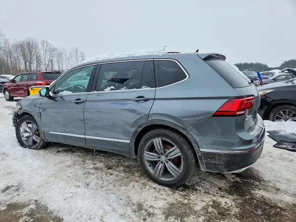 3VV4B7AXXJM075644 2018 VOLKSWAGEN TIGUAN - Image 2