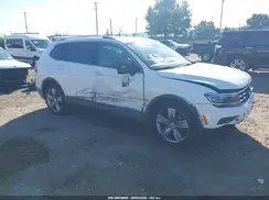 3VV4B7AXXJM077863 2018 VOLKSWAGEN TIGUAN