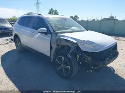 3VV4B7AXXJM142209 2018 VOLKSWAGEN TIGUAN
