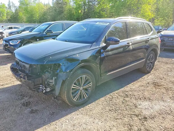 3VV4B7AXXJM172309 2018 VOLKSWAGEN TIGUAN - Image 1