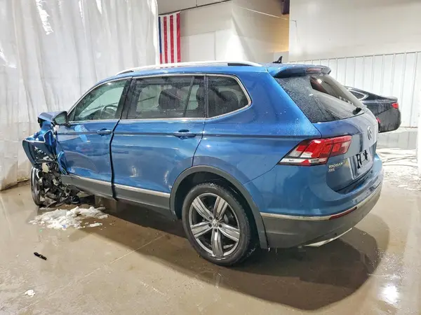 3VV4B7AXXJM203512 2018 VOLKSWAGEN TIGUAN - Image 2