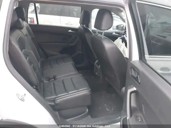 3VV4B7AXXJM203882 2018 VOLKSWAGEN TIGUAN - Image 8