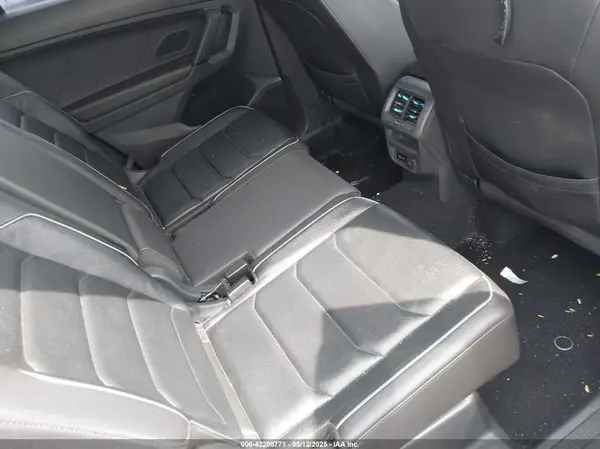 3VV4B7AXXKM021780 2019 VOLKSWAGEN TIGUAN - Image 8