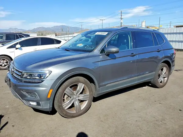3VV4B7AXXKM028597 2019 VOLKSWAGEN TIGUAN - Image 1
