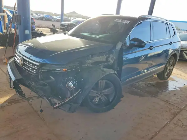 3VV4B7AXXKM037980 2019 VOLKSWAGEN TIGUAN - Image 1