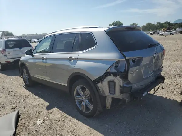 3VV4B7AXXKM116470 2019 VOLKSWAGEN TIGUAN - Image 2