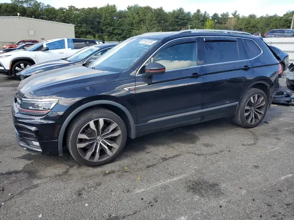 3VV4B7AXXKM123869 2019 VOLKSWAGEN TIGUAN - Image 1