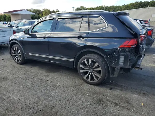 3VV4B7AXXKM123869 2019 VOLKSWAGEN TIGUAN - Image 2