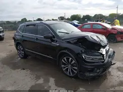 3VV4B7AXXLM038032 2020 VOLKSWAGEN TIGUAN