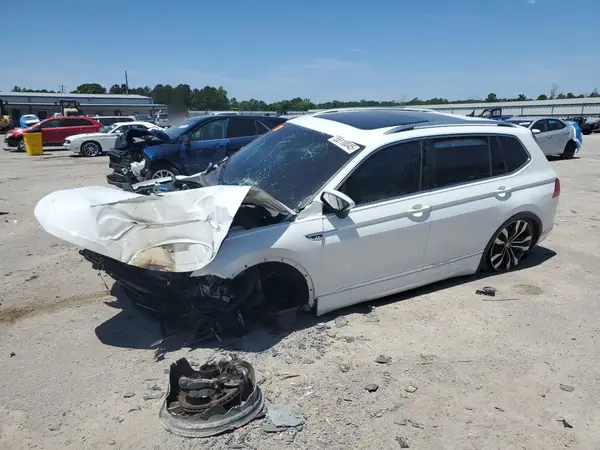 3VV4B7AXXMM086941 2021 VOLKSWAGEN TIGUAN - Image 1