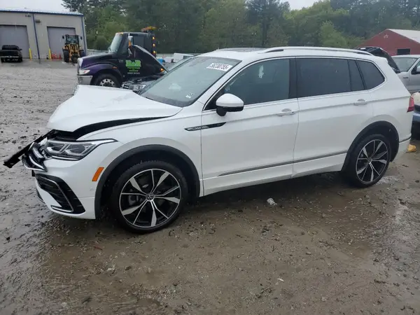 3VV4B7AXXRM177585 2024 VOLKSWAGEN TIGUAN - Image 1